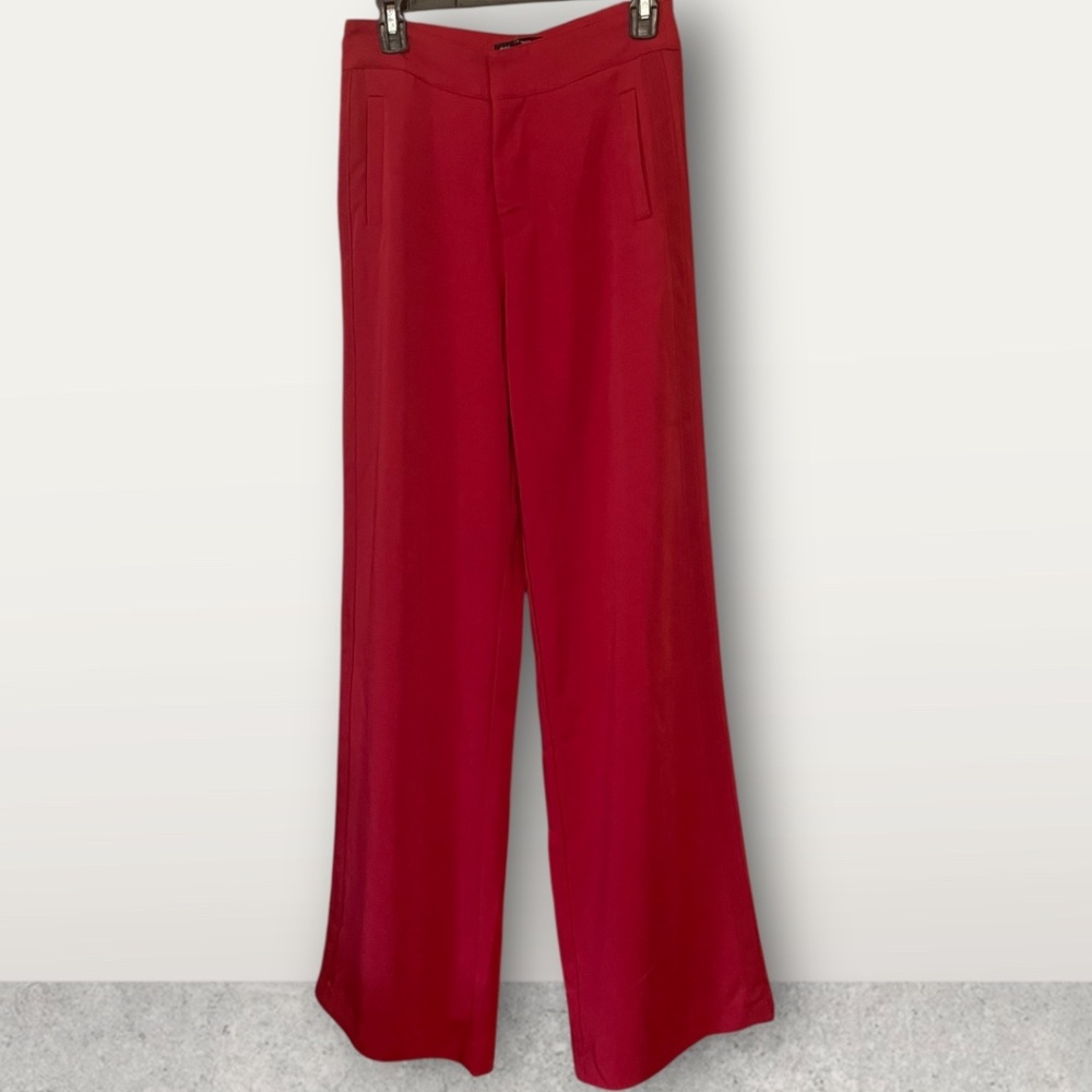 NWT‎ Naked Wardrobe Wide Leg High Waisted Trousers M 8/10 Color Dark Red